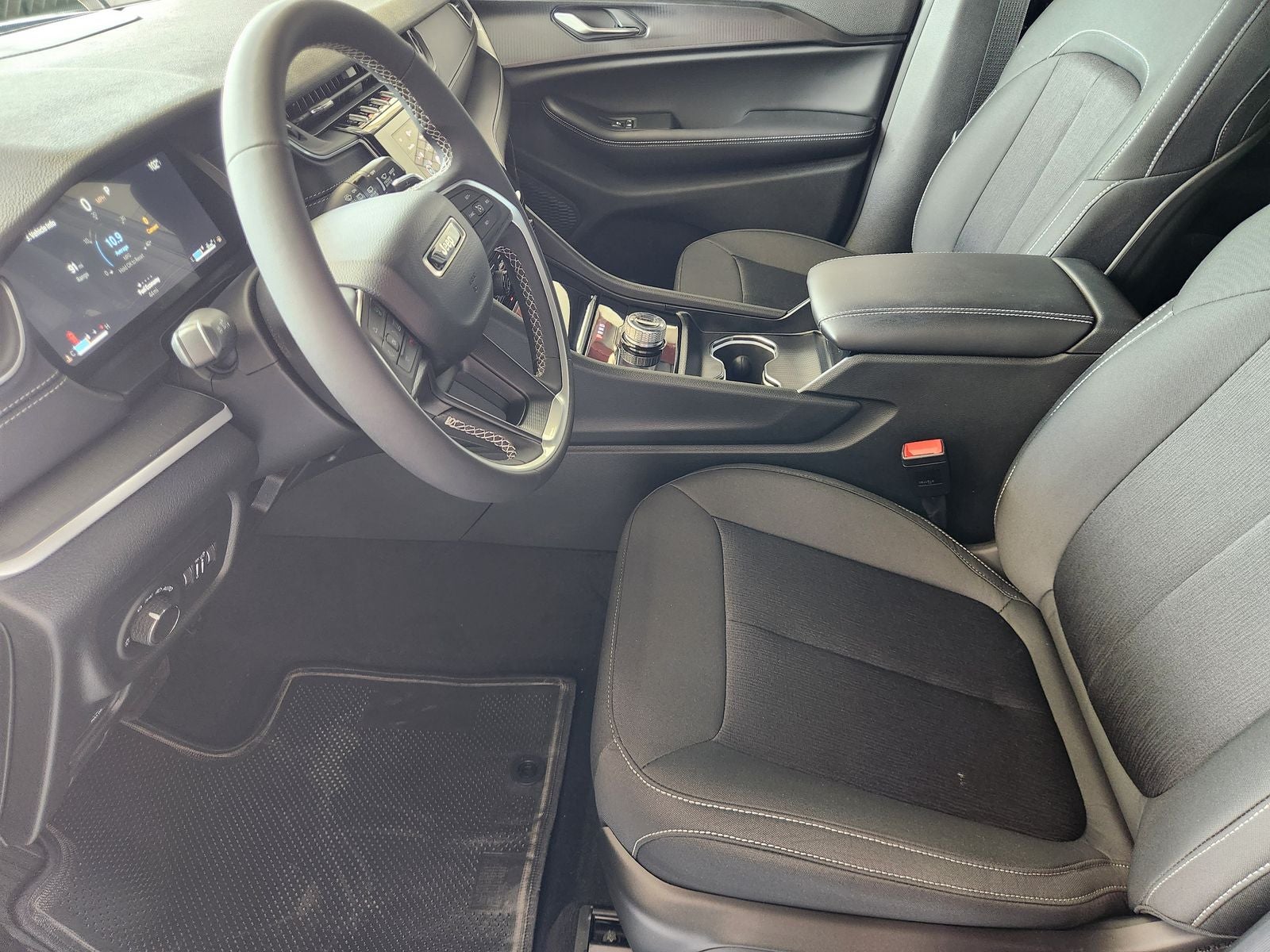 2026 Jeep Grand Cherokee GRAND CHEROKEE L LAREDO 4X2