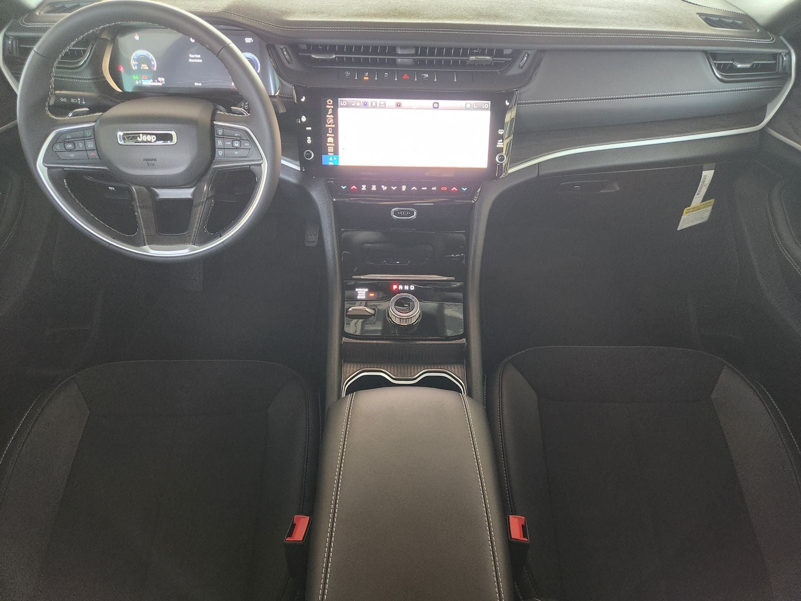 2026 Jeep Grand Cherokee GRAND CHEROKEE L LAREDO ALTITUDE 4X4