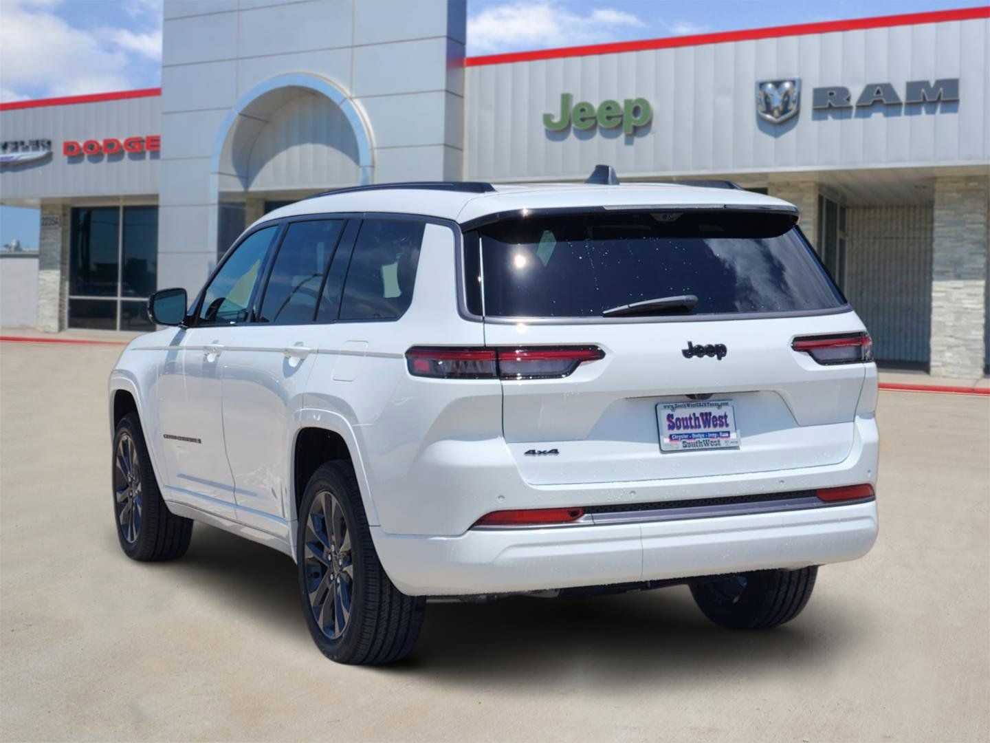 2026 Jeep Grand Cherokee GRAND CHEROKEE L LIMITED RESERVE 4X4
