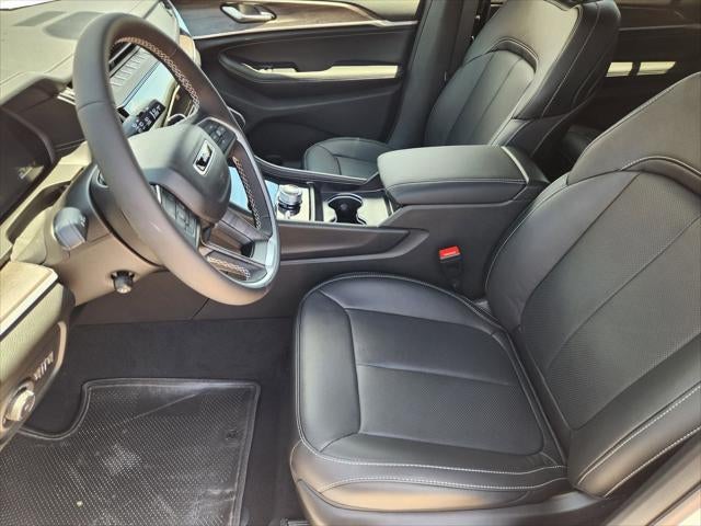 2026 Jeep Grand Cherokee GRAND CHEROKEE L LIMITED RESERVE 4X4