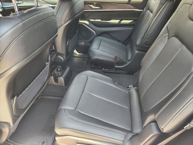2026 Jeep Grand Cherokee GRAND CHEROKEE L LIMITED RESERVE 4X4