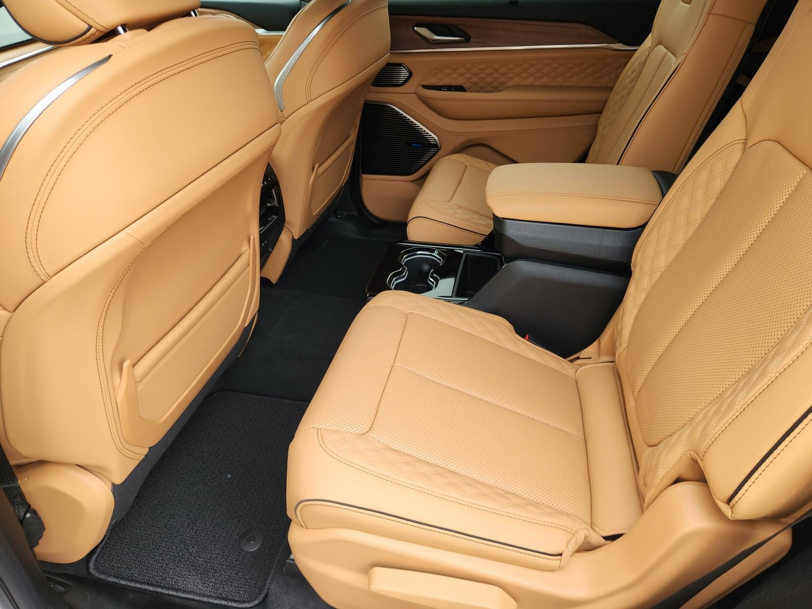 2026 Jeep Grand Cherokee GRAND CHEROKEE L SUMMIT 4X4