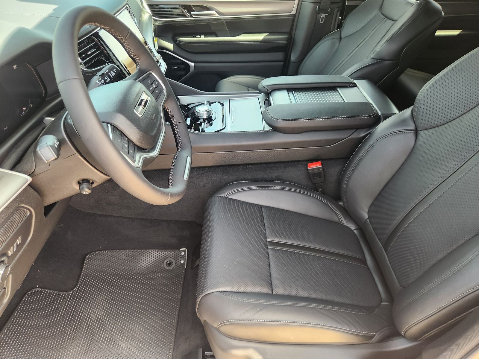 2026 Jeep Grand Wagoneer GRAND WAGONEER LIMITED RESERVE 4X4