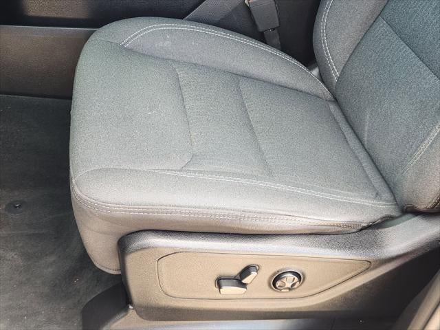 2021 RAM Ram 1500 Lone Star Quad Cab 4x2 6'4' Box