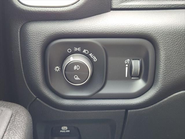 2023 RAM Ram 1500 Lone Star Quad Cab 4x2 6'4' Box