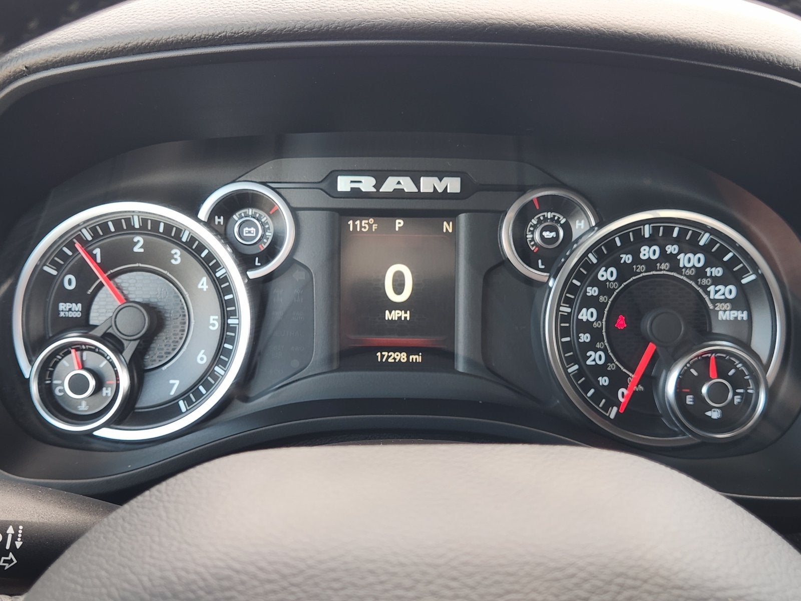 2022 RAM Ram 1500 Lone Star Quad Cab 4x2 6'4' Box