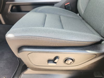 2022 RAM Ram 1500 Lone Star Quad Cab 4x2 6'4' Box