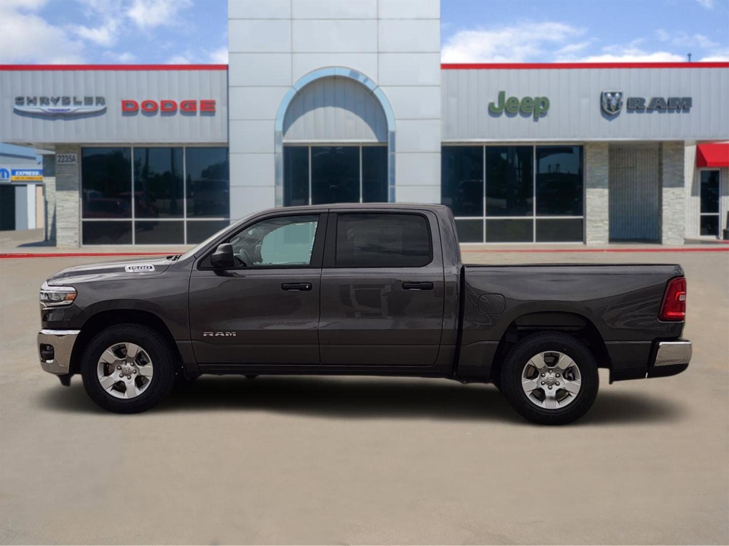 2026 RAM Ram 1500 RAM 1500 LONE STAR CREW CAB 4X2 5'7' BOX