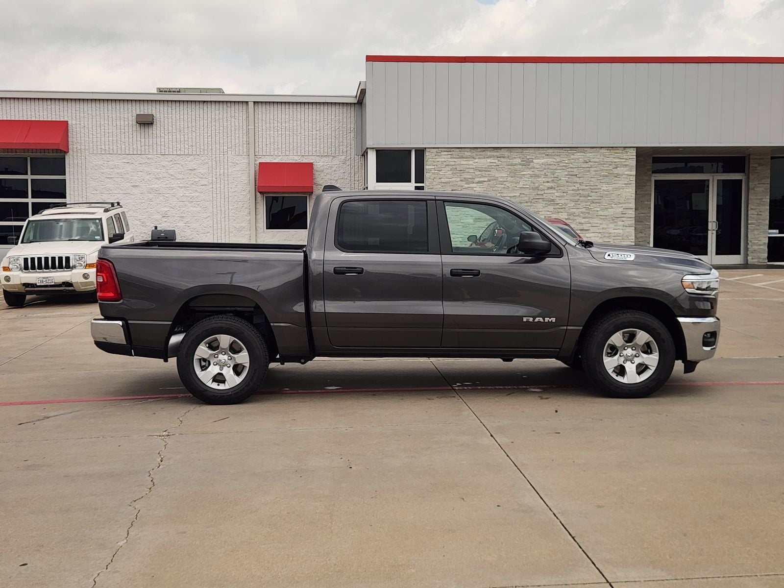 2026 RAM Ram 1500 RAM 1500 LONE STAR CREW CAB 4X2 5'7' BOX