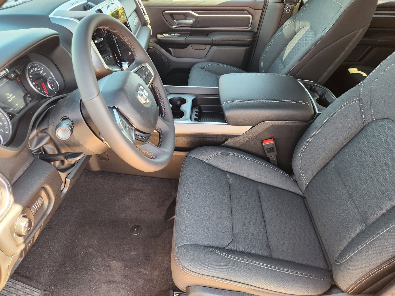 2026 RAM Ram 1500 RAM 1500 LONE STAR CREW CAB 4X2 5'7' BOX