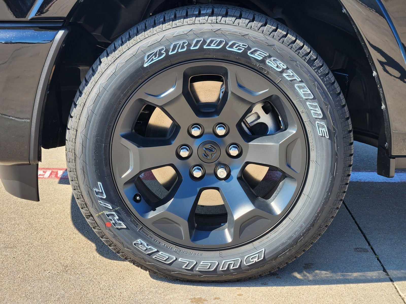 2026 RAM Ram 1500 RAM 1500 LONE STAR CREW CAB 4X2 5'7' BOX