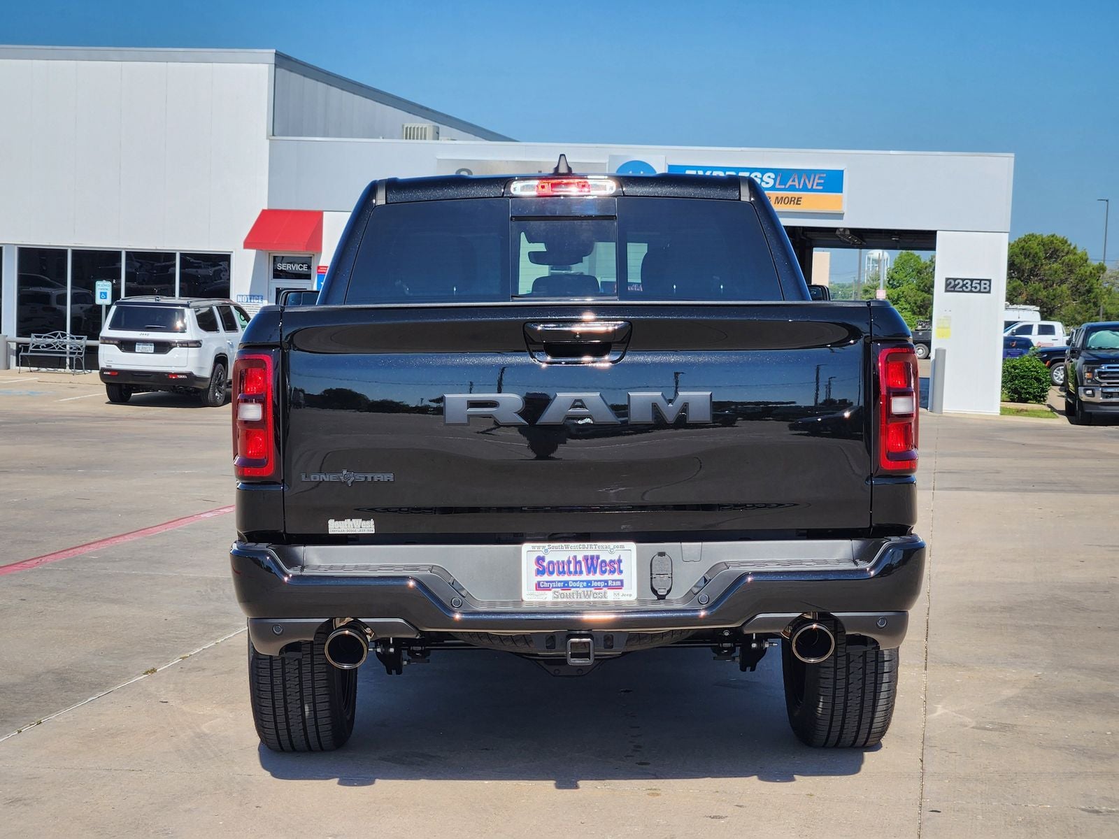 2026 RAM Ram 1500 RAM 1500 LONE STAR CREW CAB 4X2 5'7' BOX