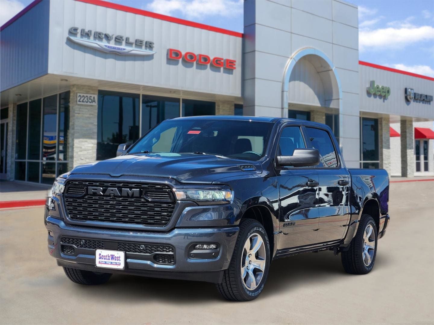 2026 RAM Ram 1500 RAM 1500 EXPRESS CREW CAB 4X2 5'7' BOX