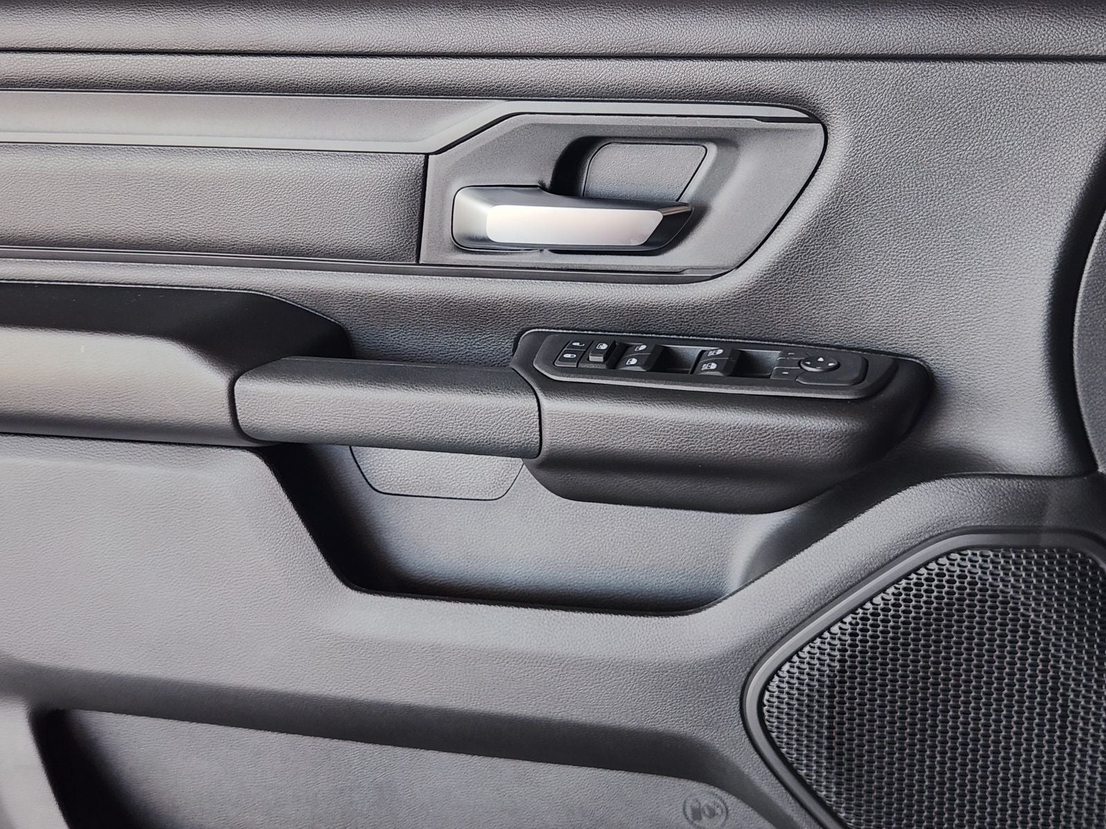 2026 RAM Ram 1500 RAM 1500 EXPRESS QUAD CAB 4X2 6'4' BOX