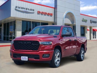2026 RAM Ram 1500 RAM 1500 EXPRESS QUAD CAB 4X2 6'4' BOX