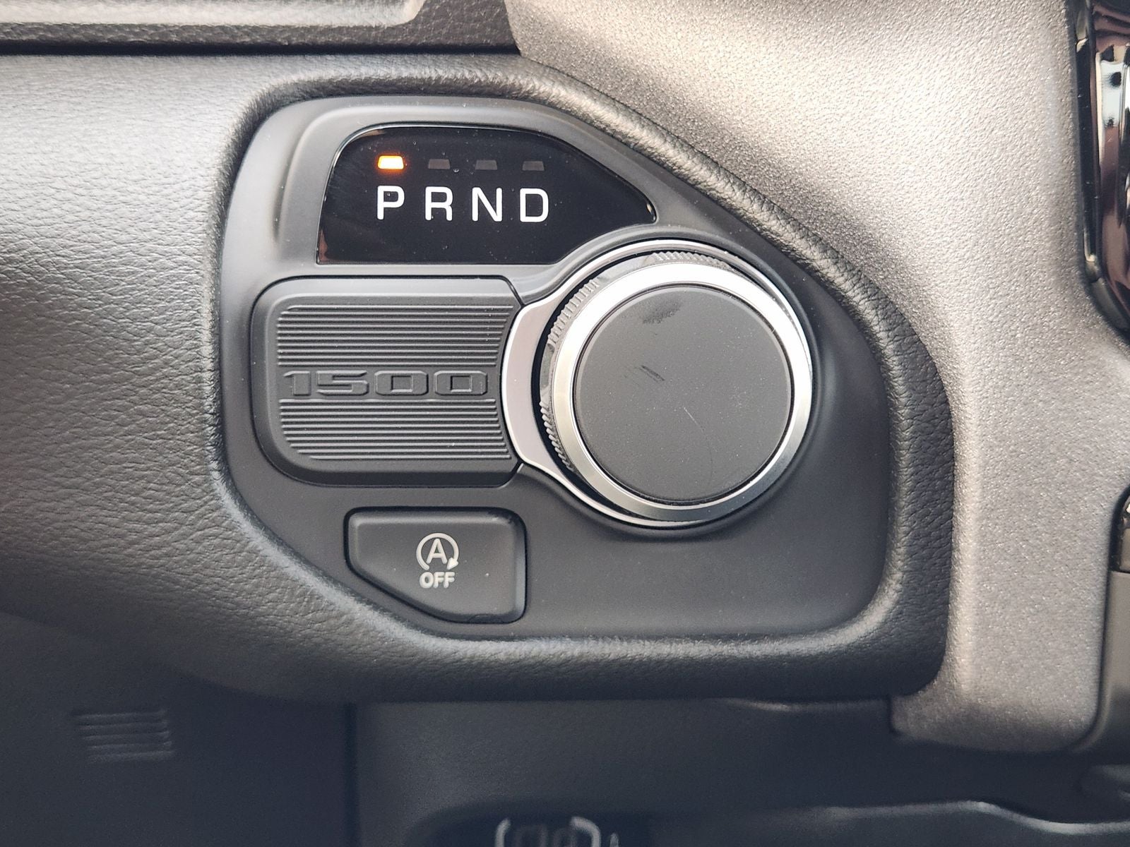 2026 RAM Ram 1500 RAM 1500 EXPRESS QUAD CAB 4X2 6'4' BOX