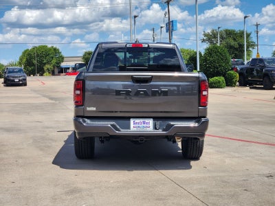 2026 RAM Ram 1500 RAM 1500 EXPRESS QUAD CAB 4X2 6'4' BOX
