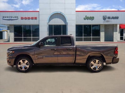 2026 RAM Ram 1500 RAM 1500 EXPRESS QUAD CAB 4X2 6'4' BOX