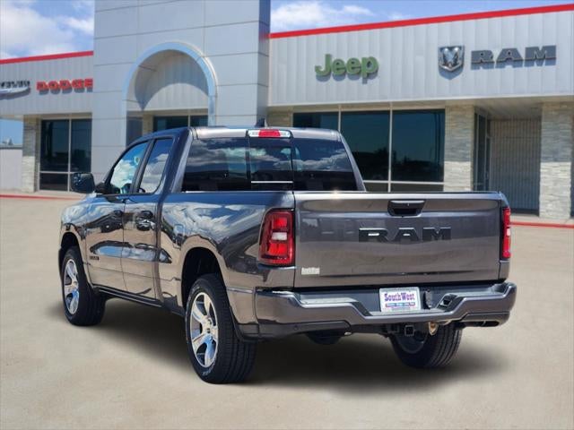 2026 RAM Ram 1500 RAM 1500 EXPRESS QUAD CAB 4X2 6'4' BOX