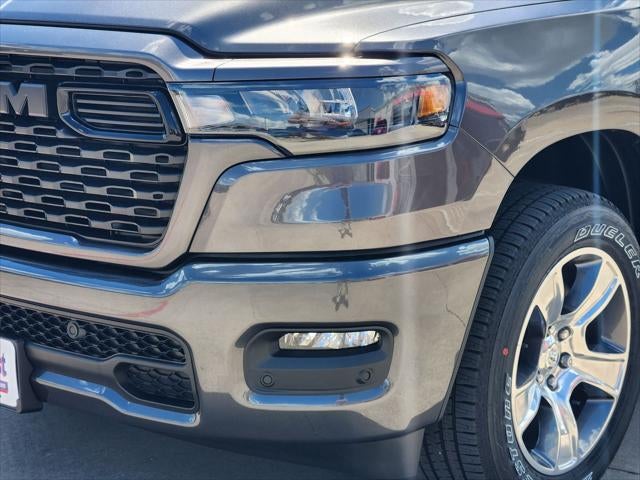 2026 RAM Ram 1500 RAM 1500 EXPRESS QUAD CAB 4X2 6'4' BOX