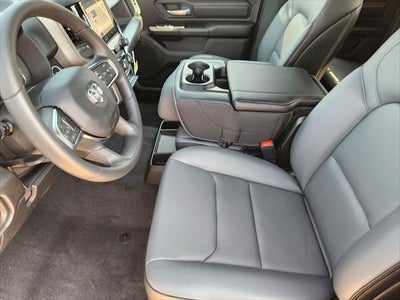 2026 RAM Ram 1500 RAM 1500 TRADESMAN QUAD CAB 4X2 6'4' BOX