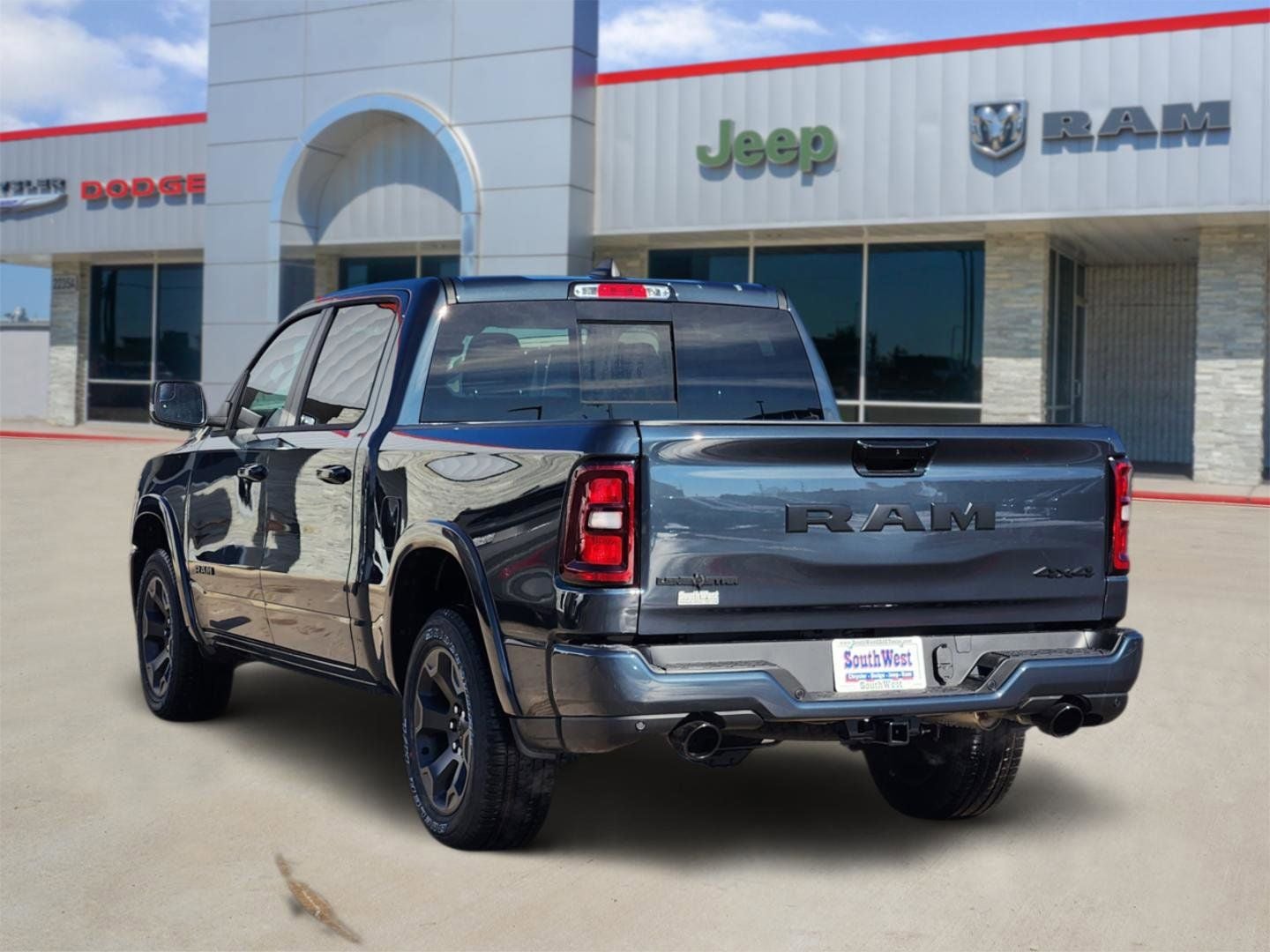 2026 RAM Ram 1500 RAM 1500 LONE STAR CREW CAB 4X4 5'7' BOX