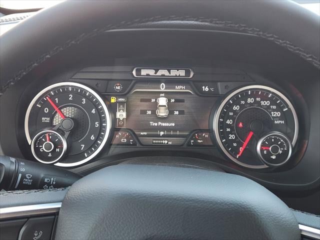 2026 RAM Ram 1500 RAM 1500 LONE STAR CREW CAB 4X4 5'7' BOX