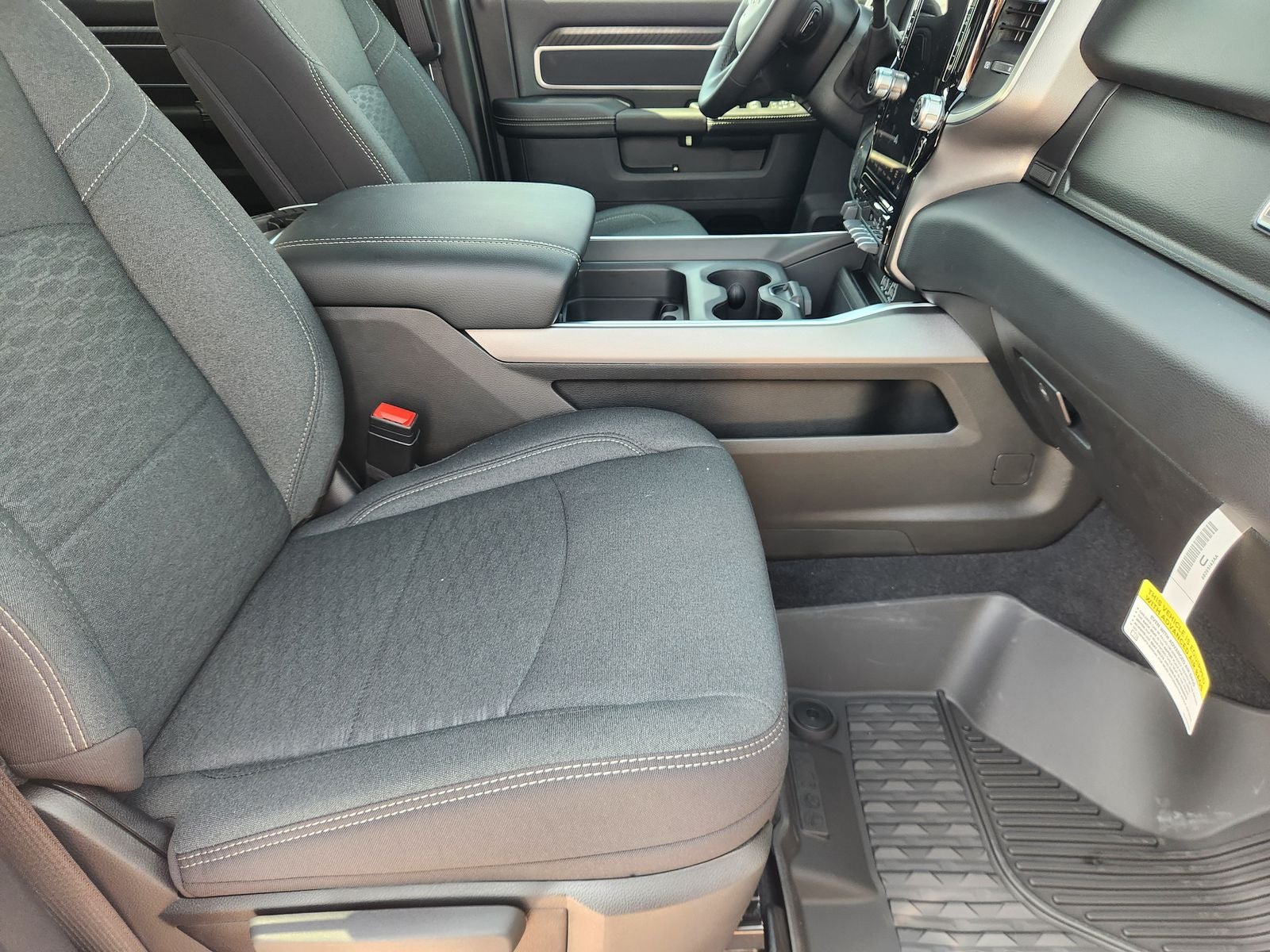 2026 RAM Ram 1500 RAM 1500 LONE STAR CREW CAB 4X4 5'7' BOX