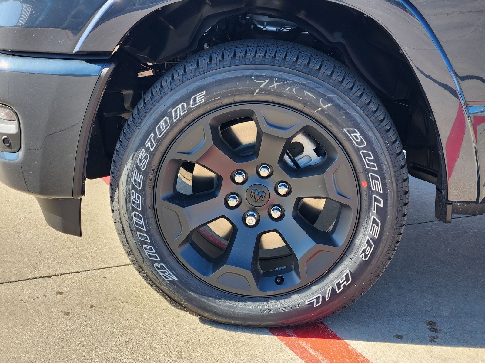 2026 RAM Ram 1500 RAM 1500 LONE STAR CREW CAB 4X4 5'7' BOX