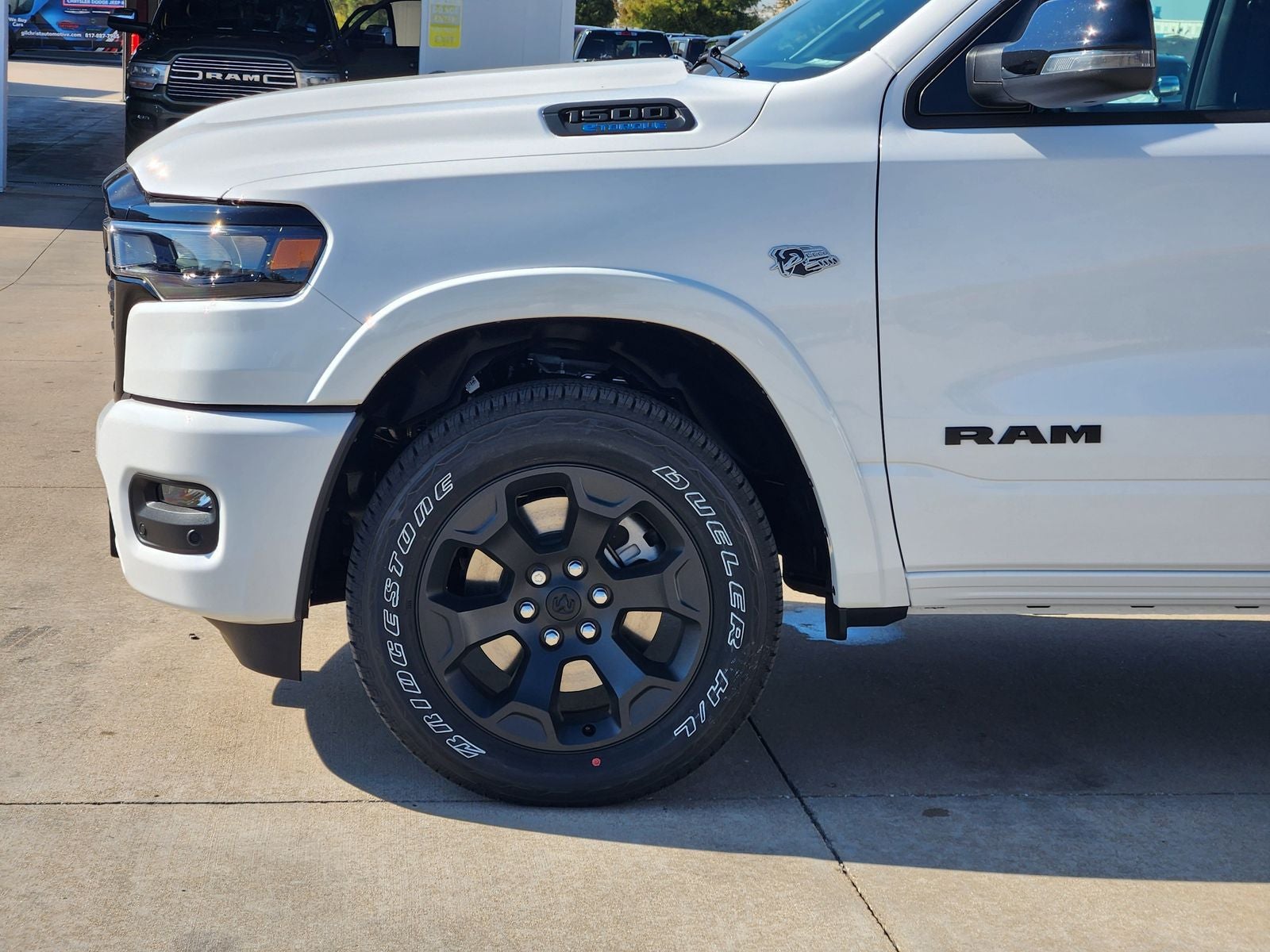 2026 RAM Ram 1500 RAM 1500 LONE STAR CREW CAB 4X4 5'7' BOX