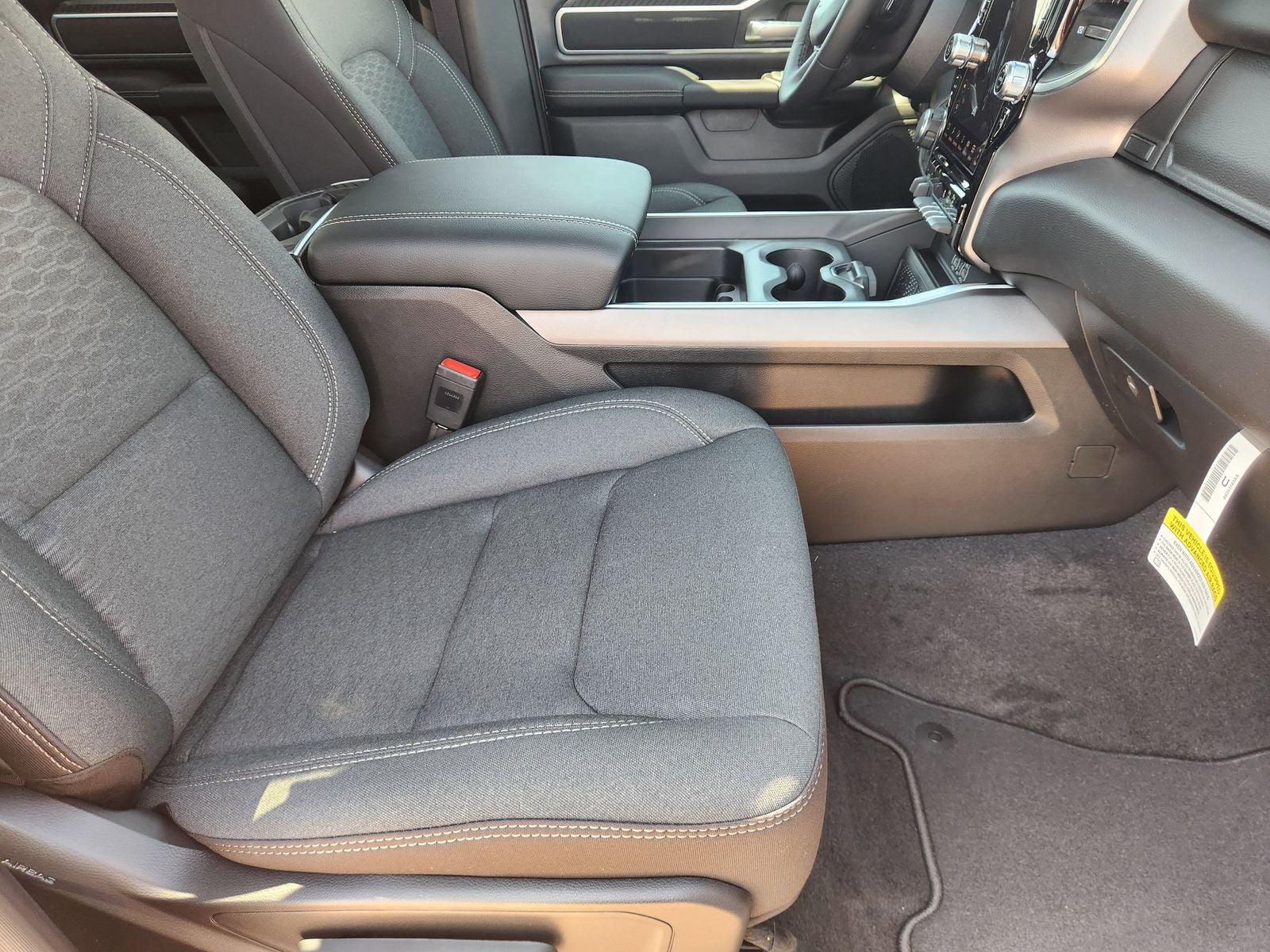 2026 RAM Ram 1500 RAM 1500 LONE STAR CREW CAB 4X4 5'7' BOX