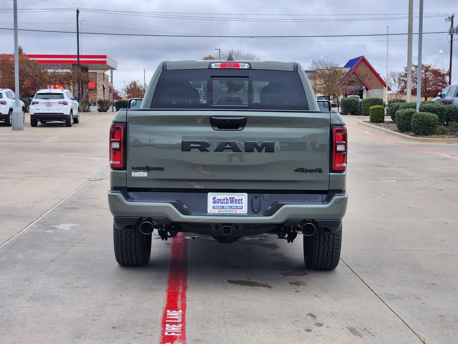 2026 RAM Ram 1500 RAM 1500 LONE STAR CREW CAB 4X4 5'7' BOX