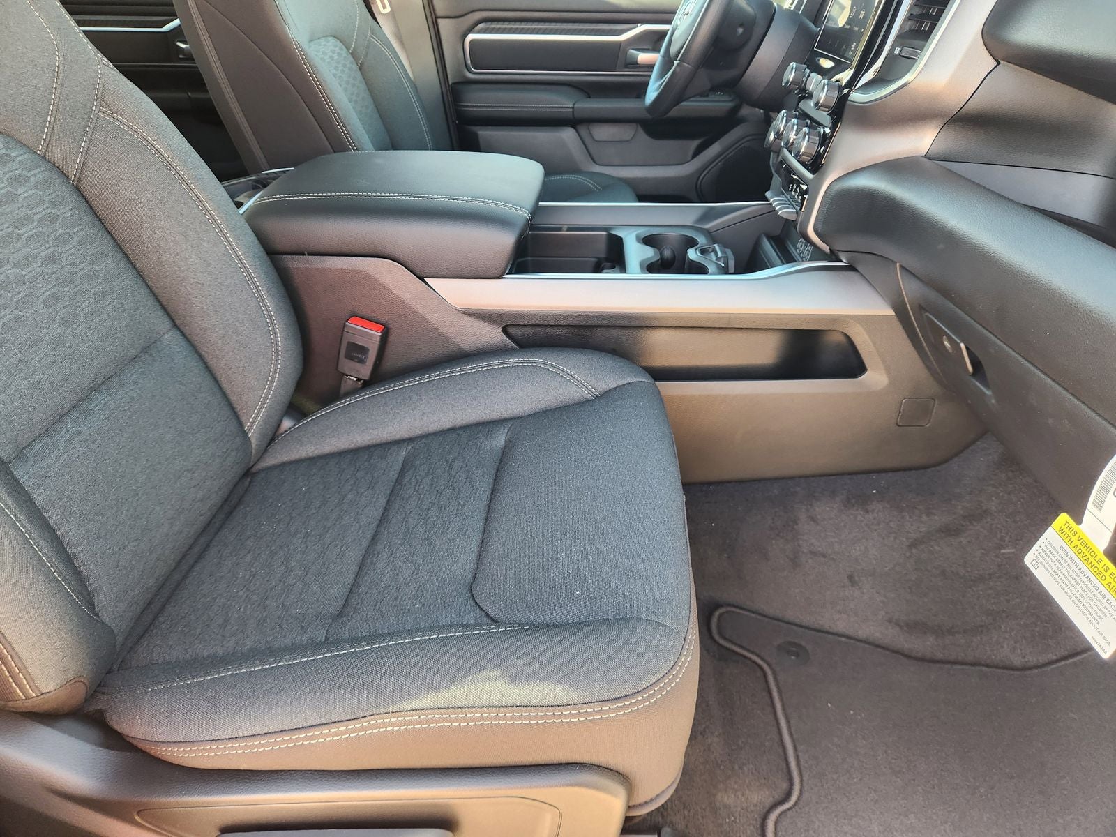 2026 RAM Ram 1500 RAM 1500 LONE STAR CREW CAB 4X4 5'7' BOX