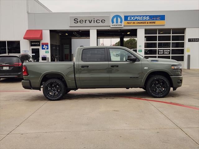 2026 RAM Ram 1500 RAM 1500 LONE STAR CREW CAB 4X4 5'7' BOX