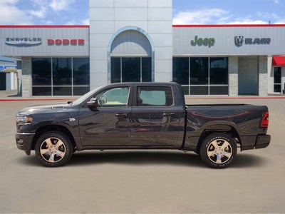 2026 RAM Ram 1500 RAM 1500 EXPRESS CREW CAB 4X4 5'7' BOX