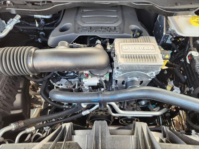 2026 RAM Ram 1500 RAM 1500 EXPRESS CREW CAB 4X4 5'7' BOX
