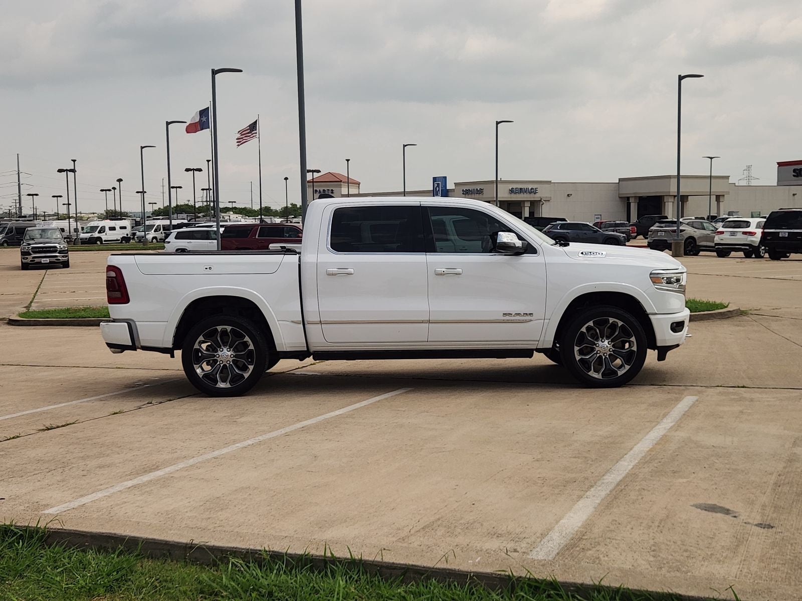 2023 RAM Ram 1500 Limited Crew Cab 4x4 5'7' Box