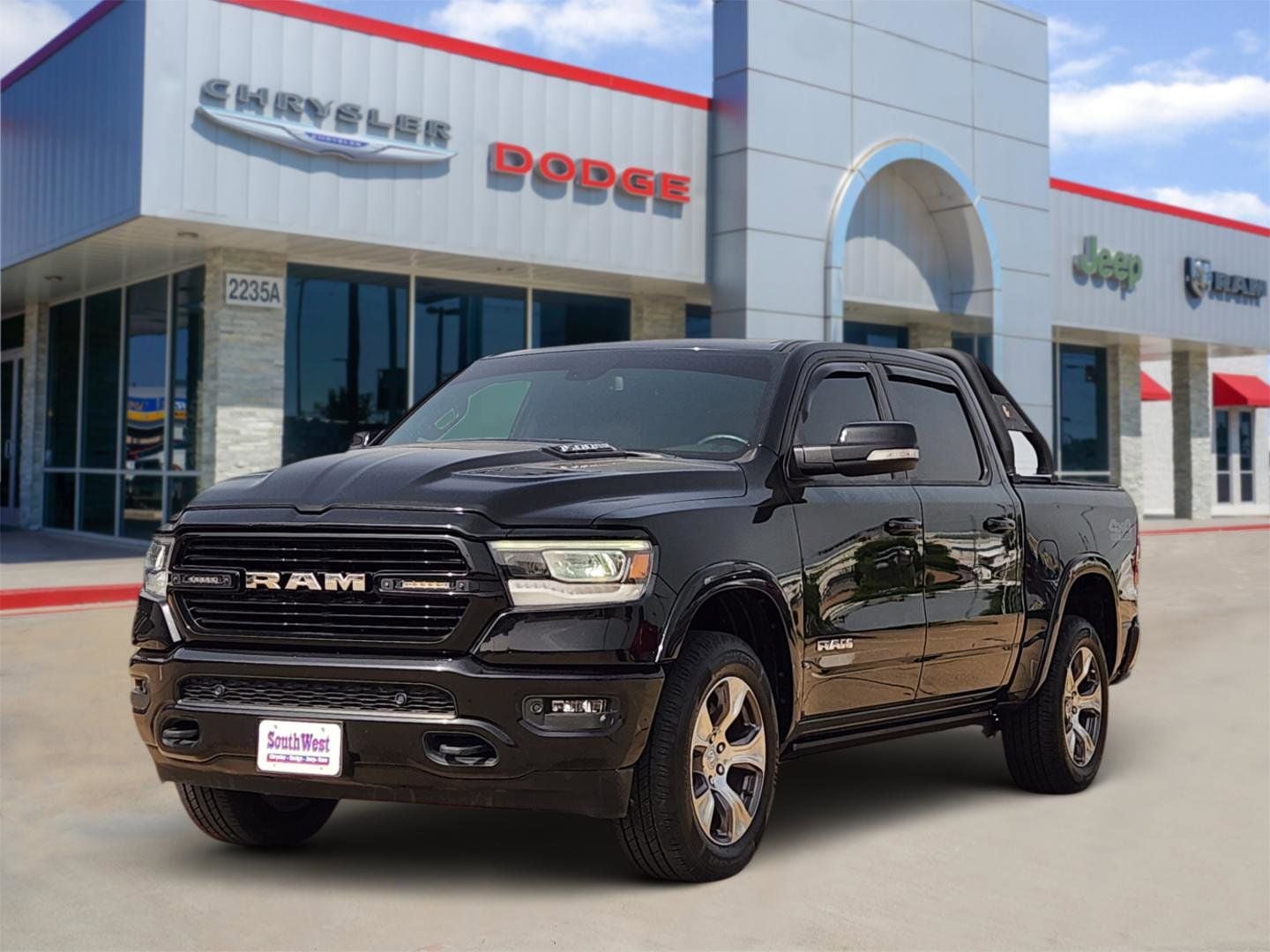 2020 RAM Ram 1500 Laramie Crew Cab 4x4 5'7' Box