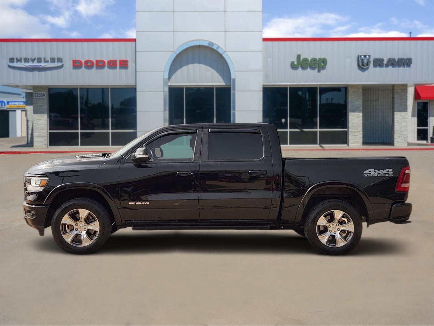 2020 RAM Ram 1500 Laramie Crew Cab 4x4 5'7' Box