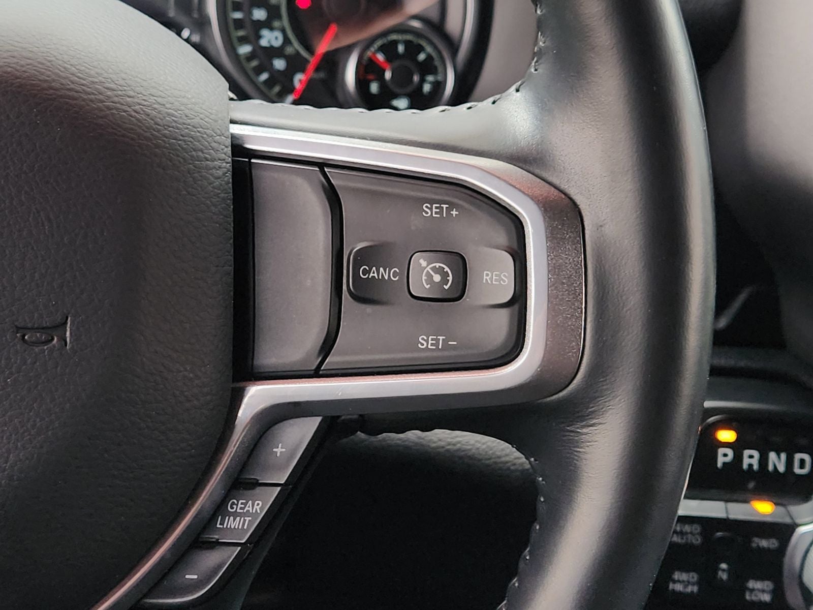 2020 RAM Ram 1500 Laramie Crew Cab 4x4 5'7' Box