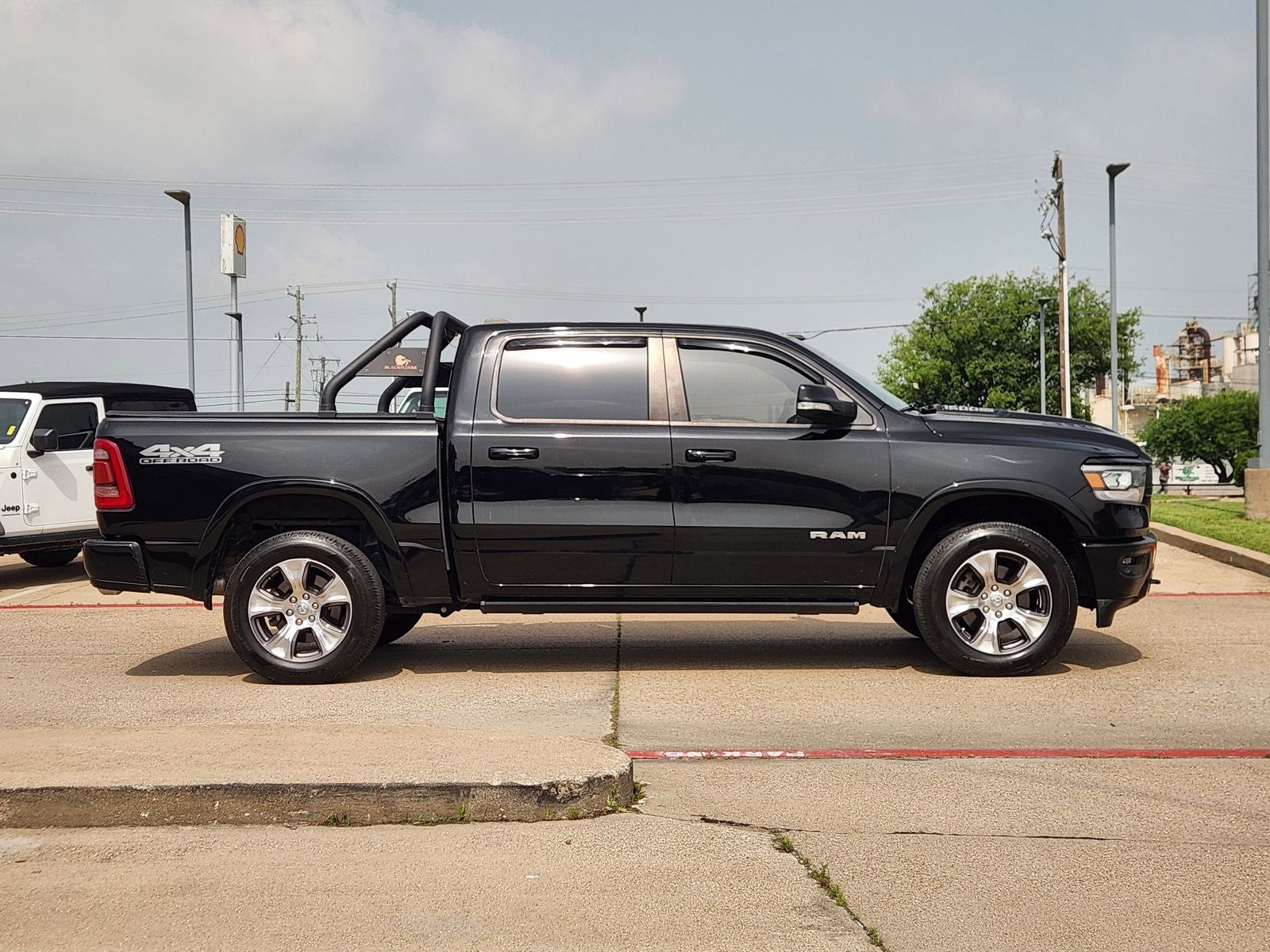 2020 RAM Ram 1500 Laramie Crew Cab 4x4 5'7' Box