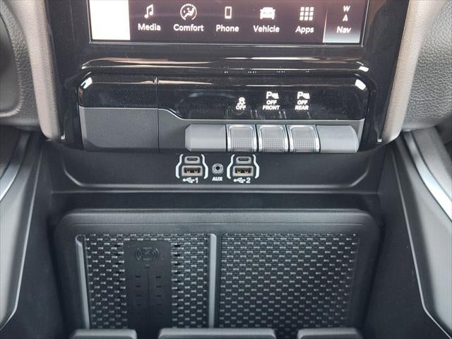 2026 RAM Ram 1500 RAM 1500 BIG HORN CREW CAB 4X4 6'4' BOX