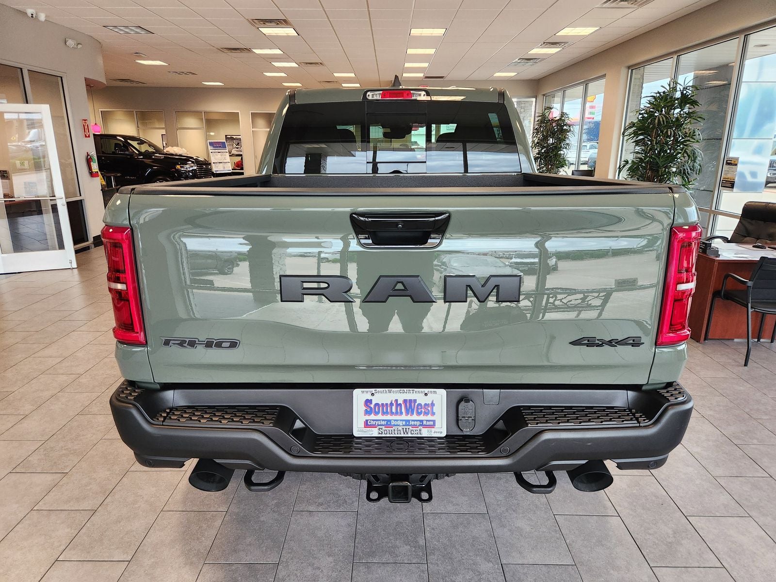 2026 RAM Ram 1500 RAM 1500 RHO CREW CAB 4X4 5'7' BOX