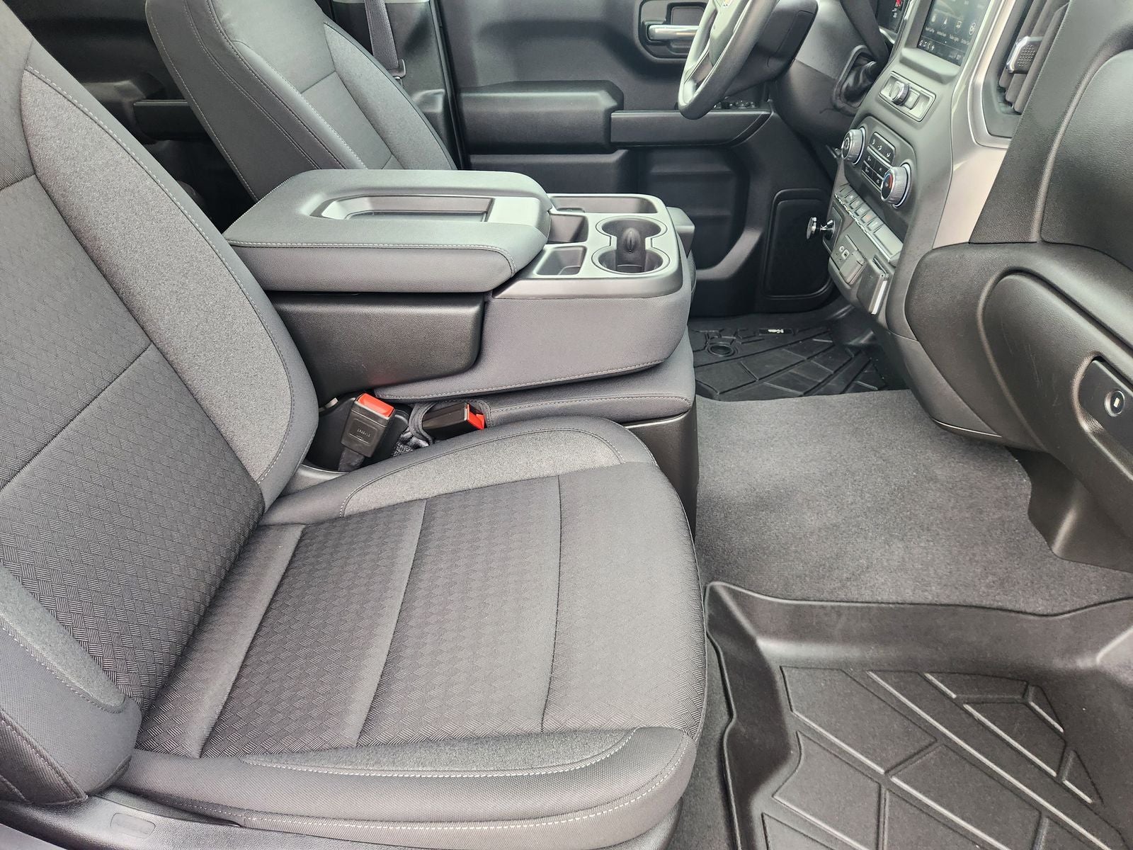 2025 Chevrolet Silverado 1500 4WD Crew Cab Short Bed Custom