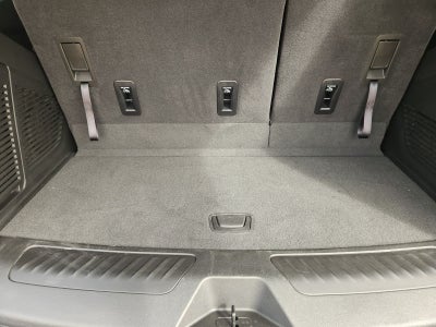 2025 Chevrolet Tahoe 2WD LS