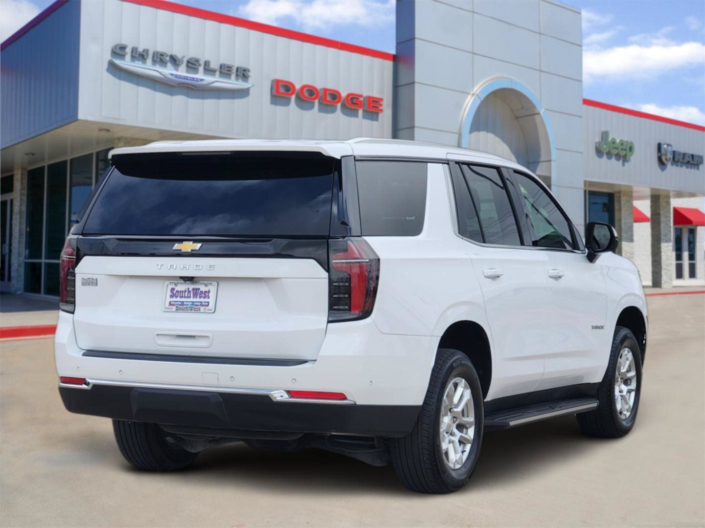 2025 Chevrolet Tahoe 2WD LS