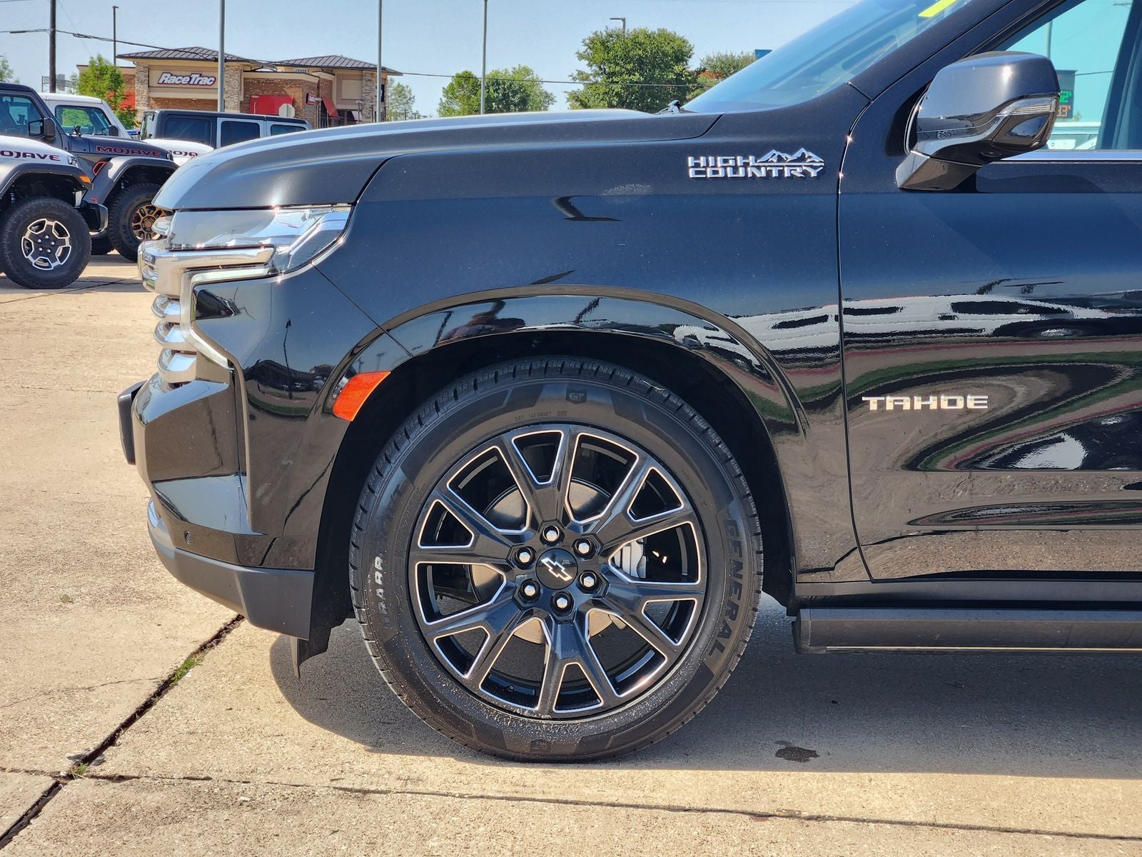 2023 Chevrolet Tahoe 4WD High Country
