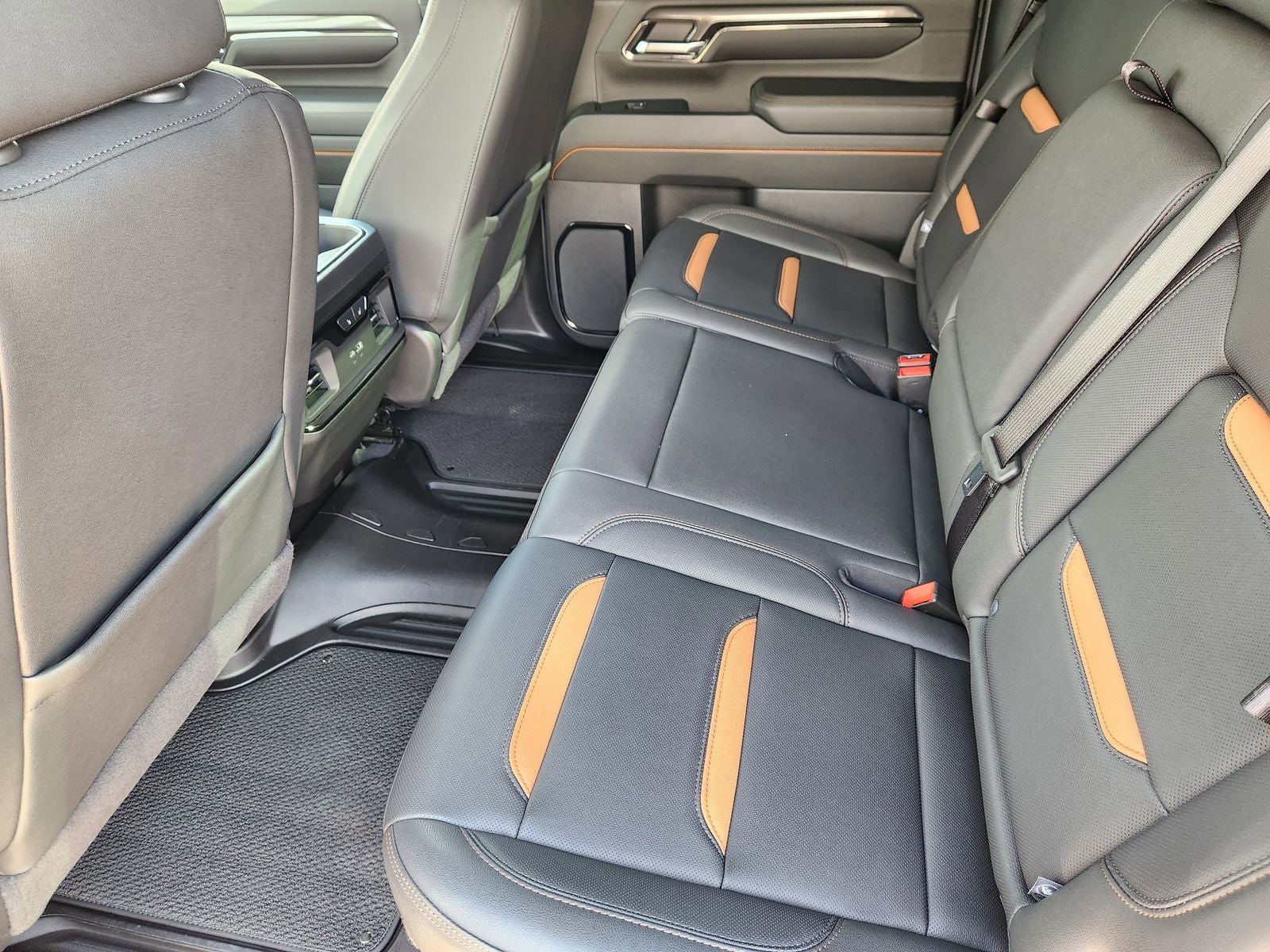 2024 GMC Sierra 2500HD 4WD Crew Cab Standard Bed AT4