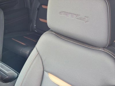 2024 GMC Sierra 2500HD 4WD Crew Cab Standard Bed AT4