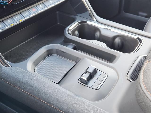 2024 GMC Sierra 2500HD 4WD Crew Cab Standard Bed AT4